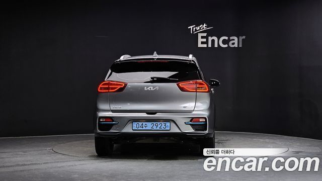 Kia Niro EV Noblesse 2022 — фото 4