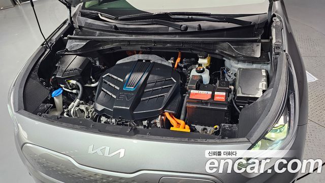 Kia Niro EV Noblesse 2022 — фото 6