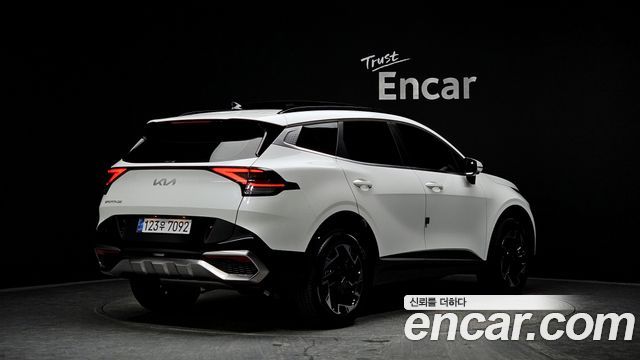 Kia Sportage (V) Gasoline 1.6 Turbo 2WD Signature 2024 — фото 2