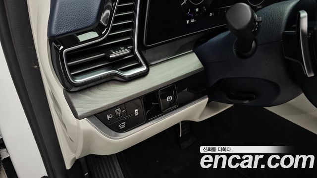 Kia Sportage (V) Gasoline 1.6 Turbo 2WD Signature 2024 — фото 17