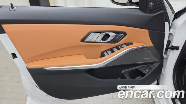BMW 3 Series (G20) 320i M Sport 2024 — фото 24