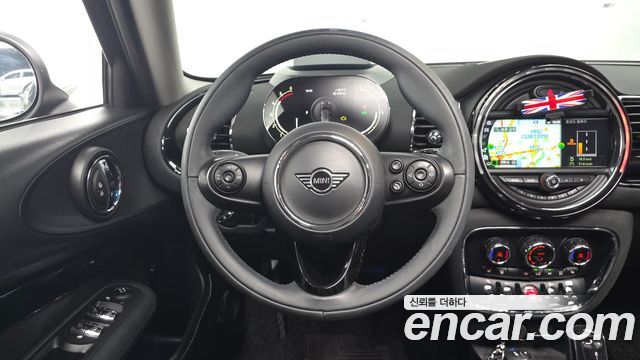 MINI Cooper D Clubman High 2nd 2021 — фото 12