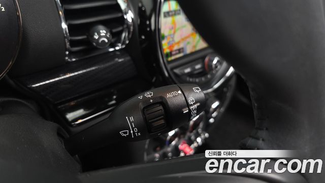 MINI Cooper D Clubman High 2nd 2021 — фото 19