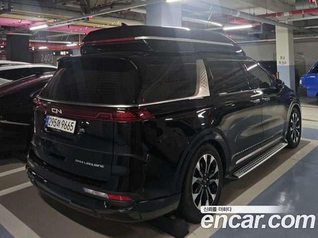 Kia Carnival (IV) Gasoline 9-seater Limousine(Special vehicle) 2023 — фото 4