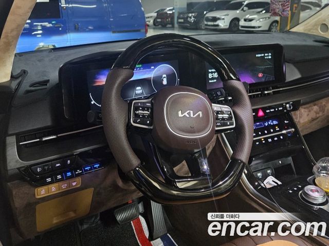 Kia Carnival (IV) Gasoline 9-seater Limousine(Special vehicle) 2023 — фото 5