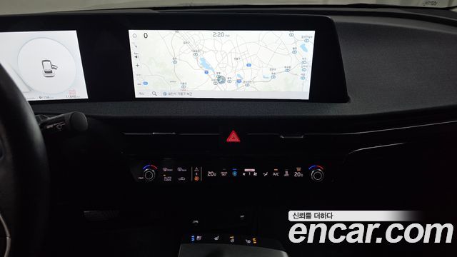 Kia EV6 Long Range Light 2023 — фото 12