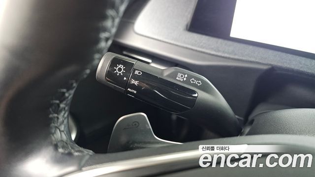 Kia EV6 Long Range Light 2023 — фото 28