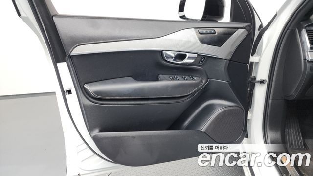 Volvo XC90 (II) T8 R-Design Hybrid 2021 — фото 29