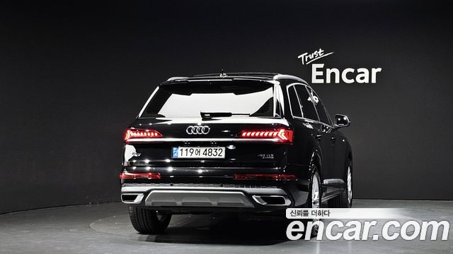 Audi Q7 (4M) 45 TDI Quattro Premium 2022 — фото 4