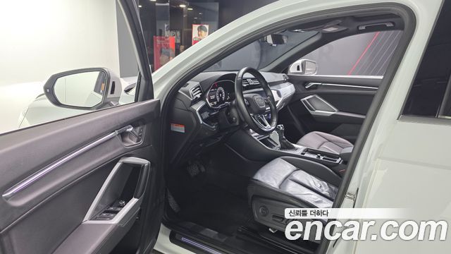 Audi Q3 (F3) 35 TDI Premium 2020 — фото 10