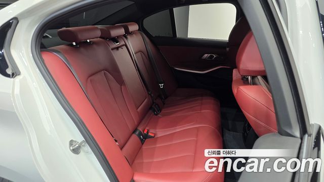 BMW 3 Series (G20) 320i M Sport Pro Special Edition 2025 — фото 11