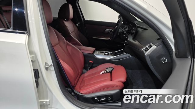 BMW 3 Series (G20) 320i M Sport Pro Special Edition 2025 — фото 26