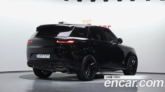 Land Rover Range Rover Sport (III) P360 HSE Dynamic 2025 — фото 2