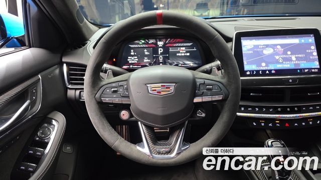 Cadillac CT5-V 6.2 Blackwing 2023 — фото 13