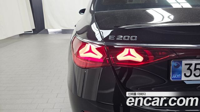 Mercedes-Benz E-Class (W214) E200 Avantgarde 2025 — фото 23