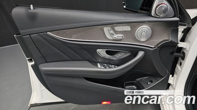 Mercedes-Benz E-Class (W213) E53 AMG 4MATIC+ 2019 — фото 24