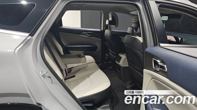 Kia Sportage (V) Gasoline 1.6 Turbo 2WD Signature 2025 — фото 26