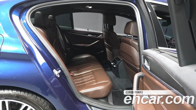 BMW 5 Series (G30) 530i xDrive M Sport Package Plus 2019 — фото 12
