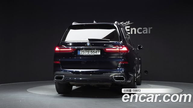 BMW X7 (G07) xDrive 40i M Sport 6STR 2022 — фото 4