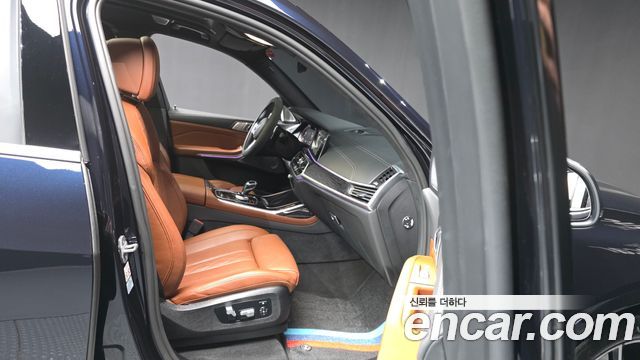 BMW X7 (G07) xDrive 40i M Sport 6STR 2022 — фото 11