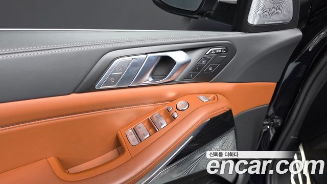BMW X7 (G07) xDrive 40i M Sport 6STR 2022 — фото 29