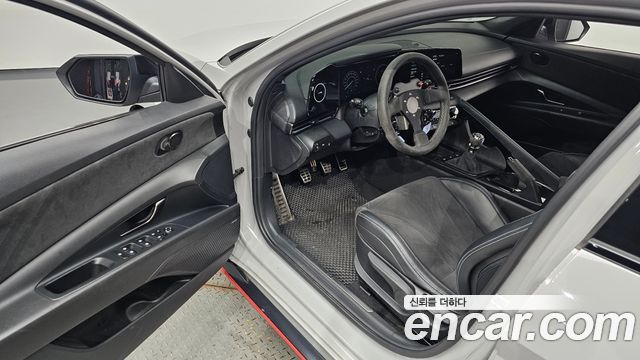 Hyundai Avante (CN7) 2.0 N 2023 — фото 10