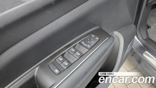 Renault Korea QM6 2.0 GDe RE Signature 2WD 2023 — фото 29