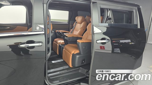 Toyota Alphard (IV) 2.5 HEV Executive AWD 2025 — фото 11