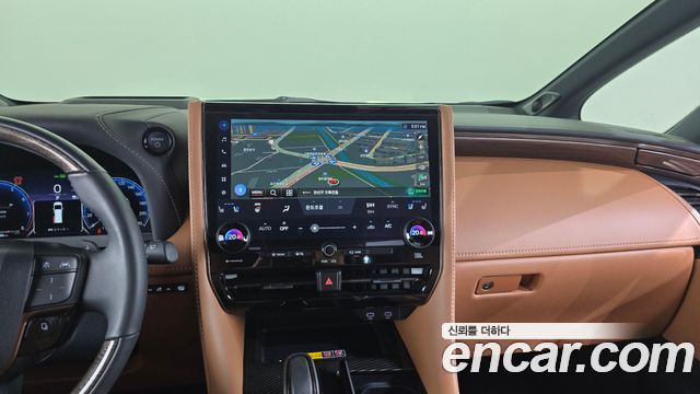 Toyota Alphard (IV) 2.5 HEV Executive AWD 2025 — фото 12