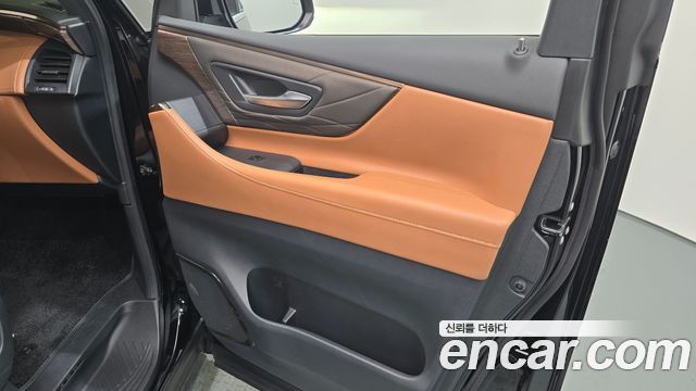 Toyota Alphard (IV) 2.5 HEV Executive AWD 2025 — фото 25