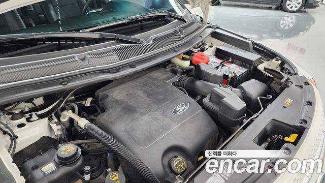 Ford Explorer 3.5 Limited 4WD 5th 2014 — фото 6