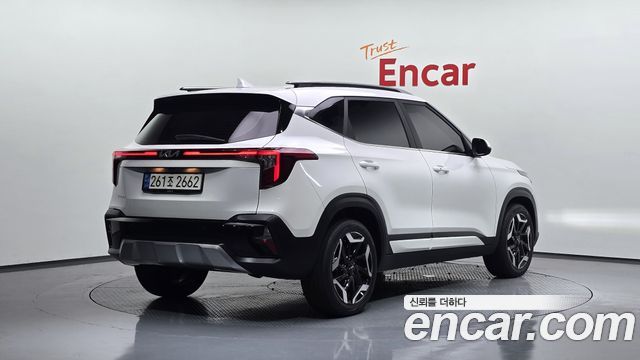 Kia Seltos Gasoline 1.6 Turbo 2WD Signature 2023 — фото 2