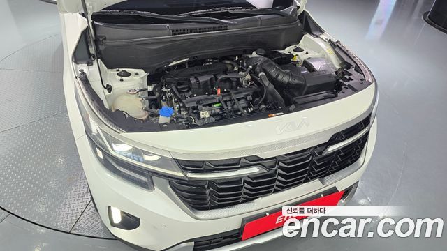 Kia Seltos Gasoline 1.6 Turbo 2WD Signature 2023 — фото 6
