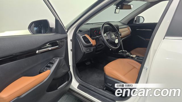 Kia Seltos Gasoline 1.6 Turbo 2WD Signature 2023 — фото 10