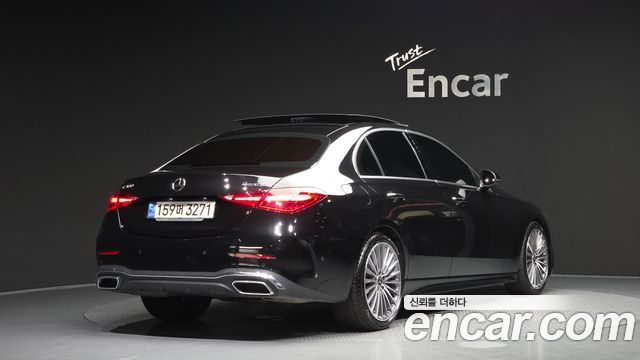 Mercedes-Benz C-Class (W206) C300 4MATIC AMG Line 2023 — фото 2
