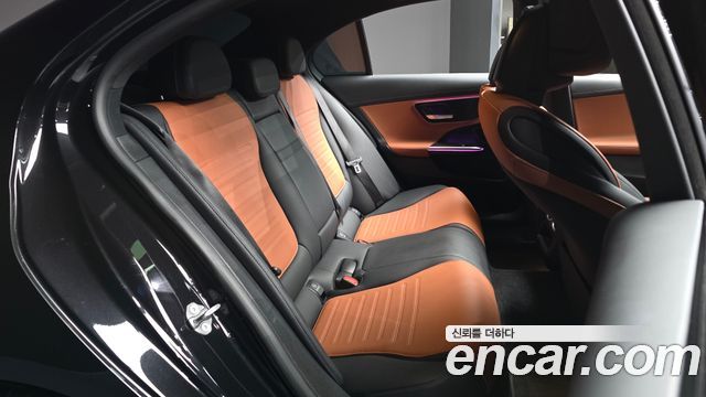 Mercedes-Benz C-Class (W206) C300 4MATIC AMG Line 2023 — фото 12
