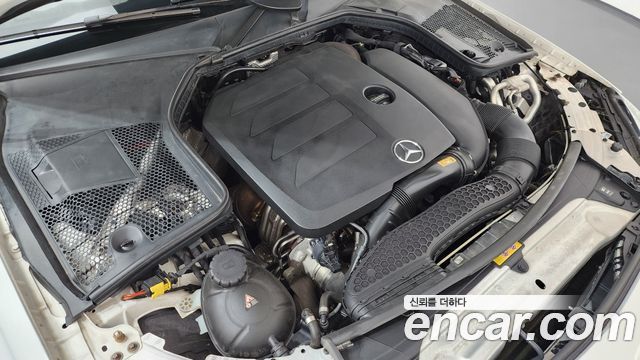 Mercedes-Benz C-Class (W205) C200 Coupe 2020 — фото 6