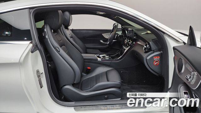 Mercedes-Benz C-Class (W205) C200 Coupe 2020 — фото 32