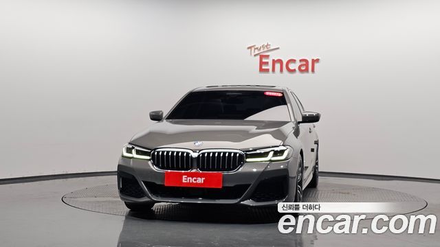 BMW 5 Series (G30) 520i M Sport 2022 — фото 3
