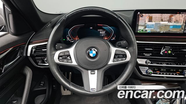 BMW 5 Series (G30) 520i M Sport 2022 — фото 13