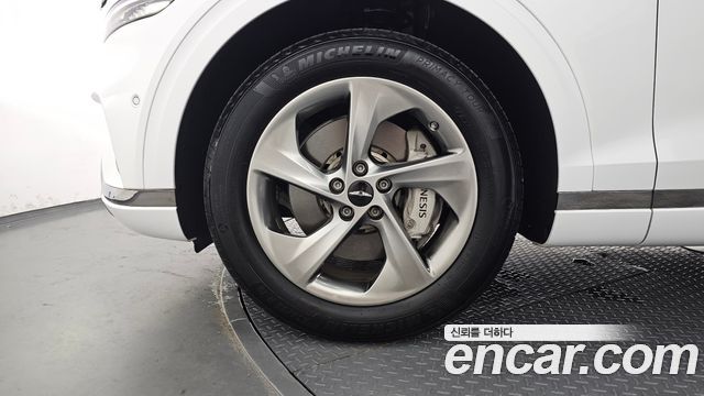 Genesis GV70 2.5T Gasoline 2WD 2025 — фото 5
