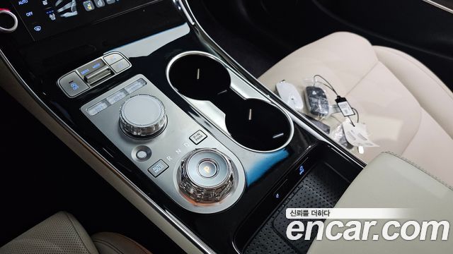 Genesis GV70 2.5T Gasoline 2WD 2025 — фото 9