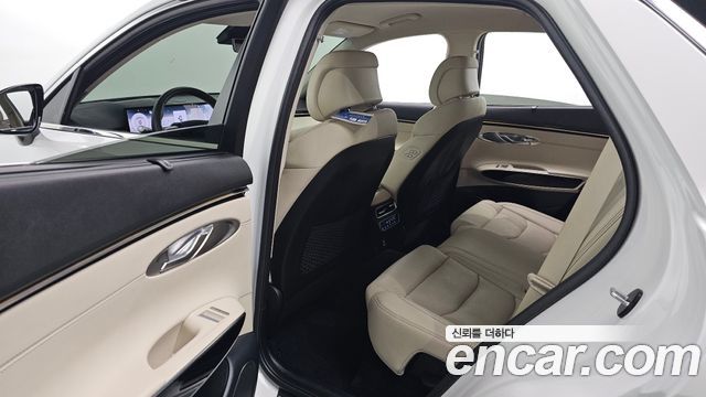 Genesis GV70 2.5T Gasoline 2WD 2025 — фото 11