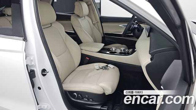 Genesis GV70 2.5T Gasoline 2WD 2025 — фото 12
