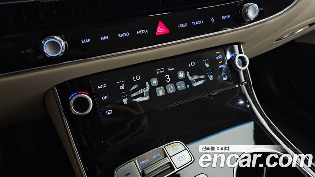 Genesis GV70 2.5T Gasoline 2WD 2025 — фото 18