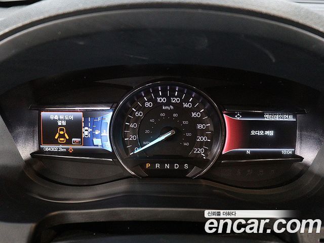 Ford Explorer 2.3 Limited 4WD 5th 2018 — фото 6