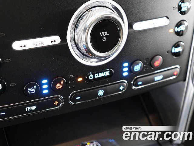 Ford Explorer 2.3 Limited 4WD 5th 2018 — фото 9