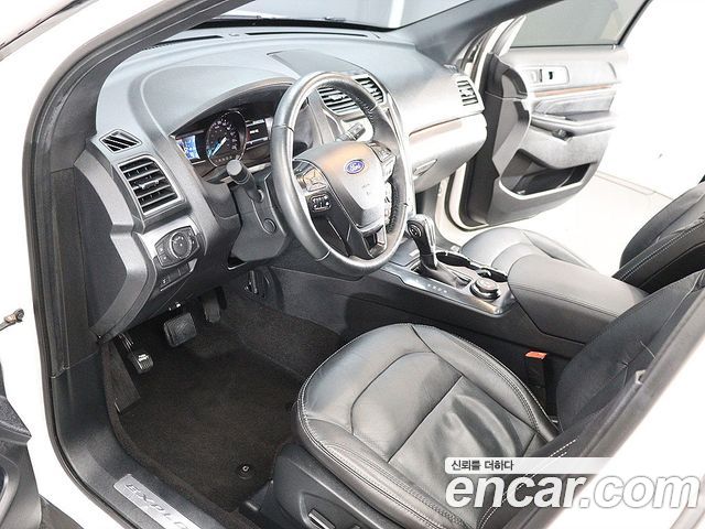 Ford Explorer 2.3 Limited 4WD 5th 2018 — фото 19
