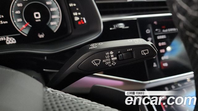 Audi Q8 (4M) 55 TFSI Quattro Premium 2026 — фото 28