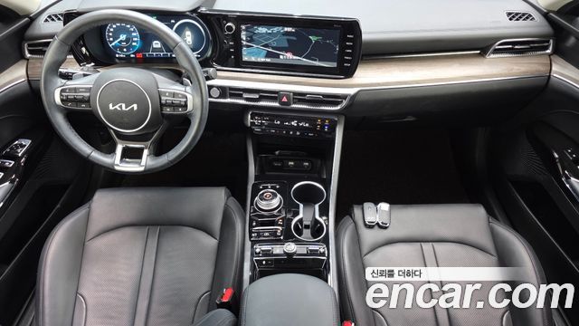 Kia K5 (III) 2.0 Noblesse 2023 — фото 7